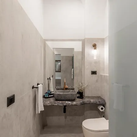 Iflat Luxury And In The Heart Of Trastevere * Rom